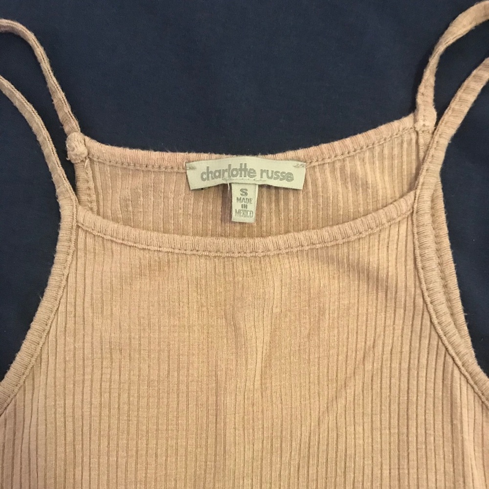 Fitted Ribbed High-Neck Tank Top - Picture 3 of 7